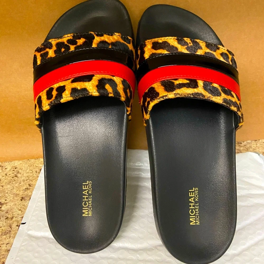 Michael Kors Animal Print Slides - Picture 4 of 14